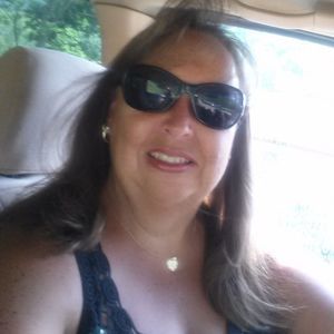 Meet your Posher, Anita